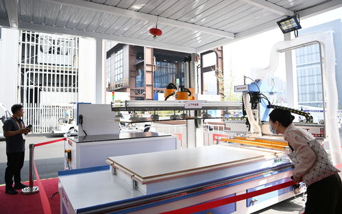 新华全媒 丨服贸会上的科技新看点 信息咨询服务如何重塑未来商业